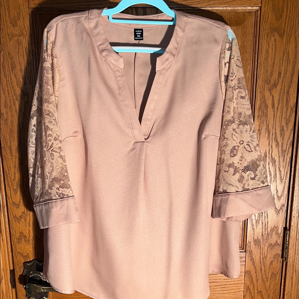 Women's Lace-Sleeve Blouse - Blush Pink